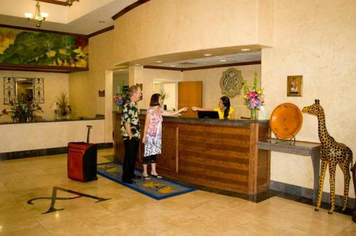 Hotel Arbor Inn And Suites