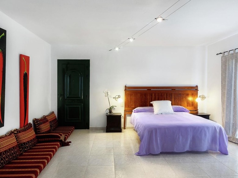Villa Mango II