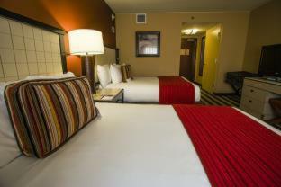 Overton Hotel And Conference Center