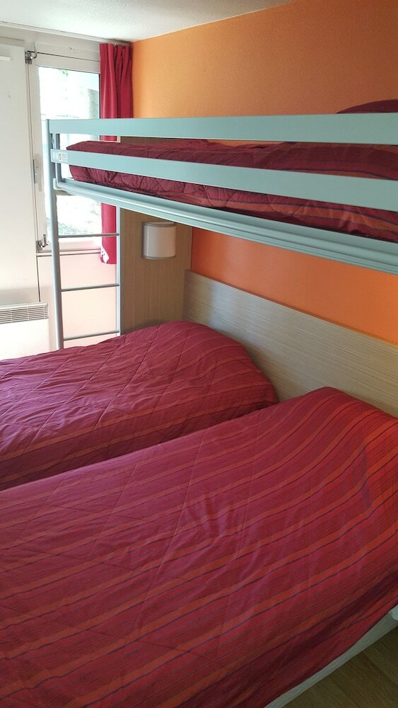 Hotel Premiere Classe Lyon Est Aeroport Saint Exupery