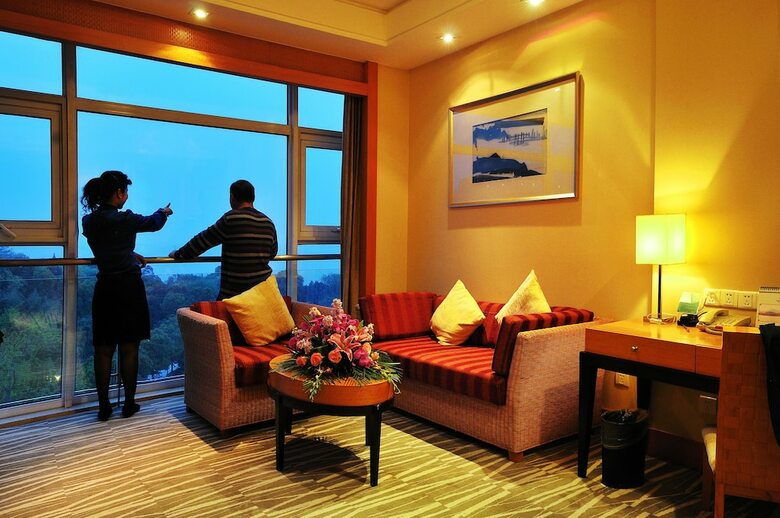 Dongshan Hotel