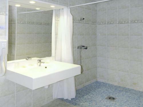 Hotel Logis Des Sources
