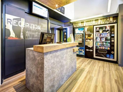 Hotel Ibis Budget Caen Memorial