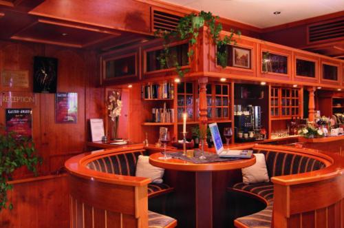 Hotel-restaurant Roter Hahn