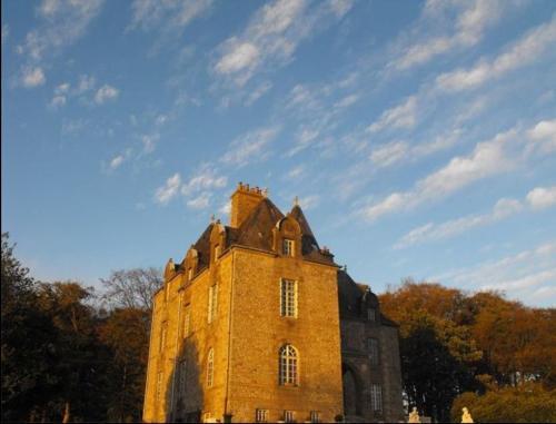 Hostal Ch�teau De Montbrault