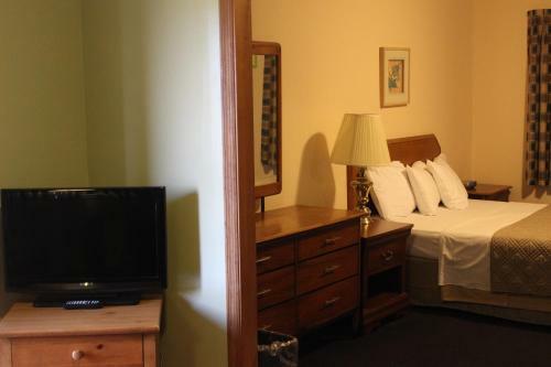 Motel Chatham Travel Lodge