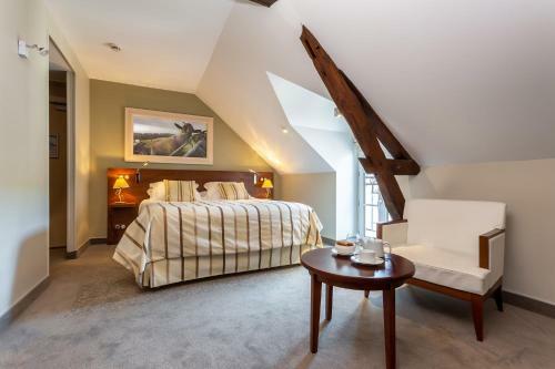 Hotel La Cote Des Monts Damn�s