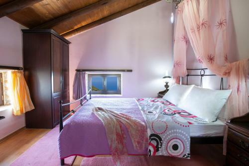 Hostal Amadryades Villas