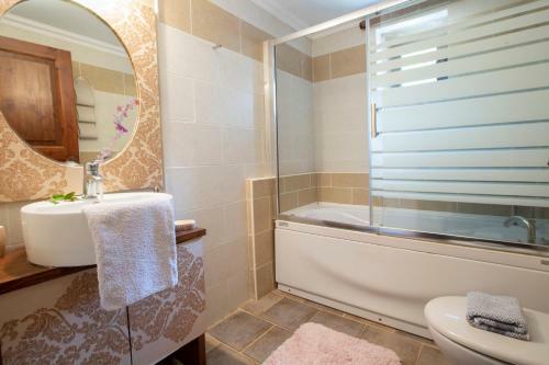Hostal Amadryades Villas