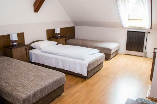 Hostal Hal�szcs�rda-panzi�