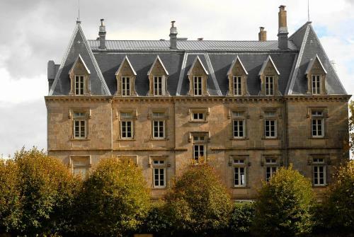 Hostal Ch�teau Des Faugs