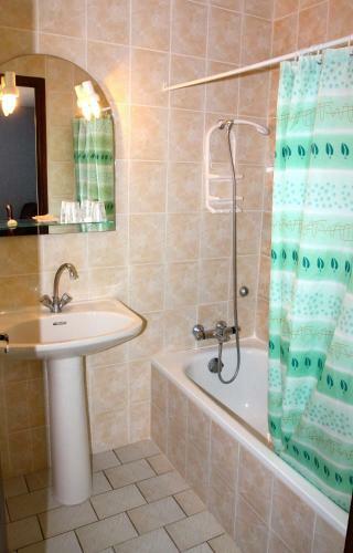 Hotel Relais De Frejeroques