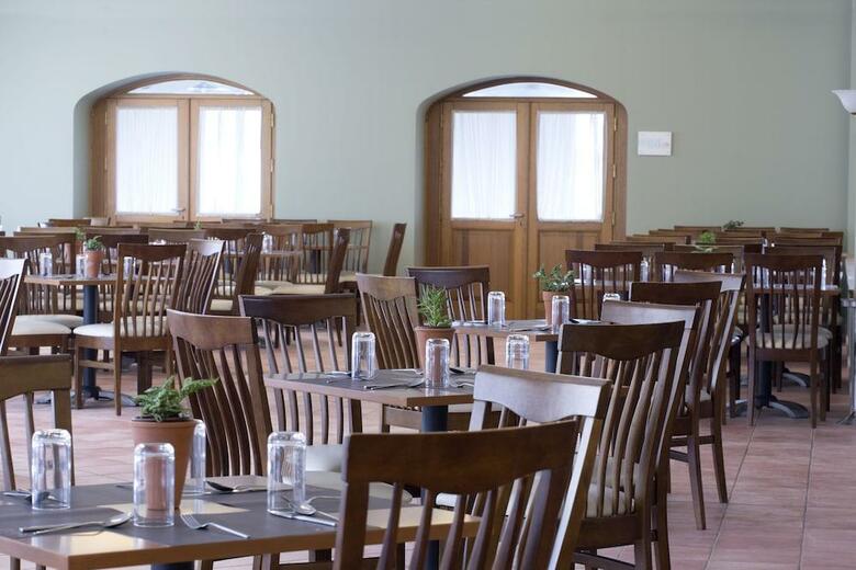 Hotel Eretria Village Resort & Conference Center