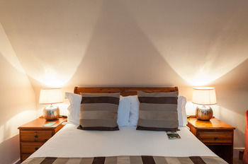 Glen Mhor Hotel & Restaurant