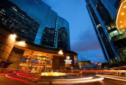 Hotel Harbour Grand Kowloon