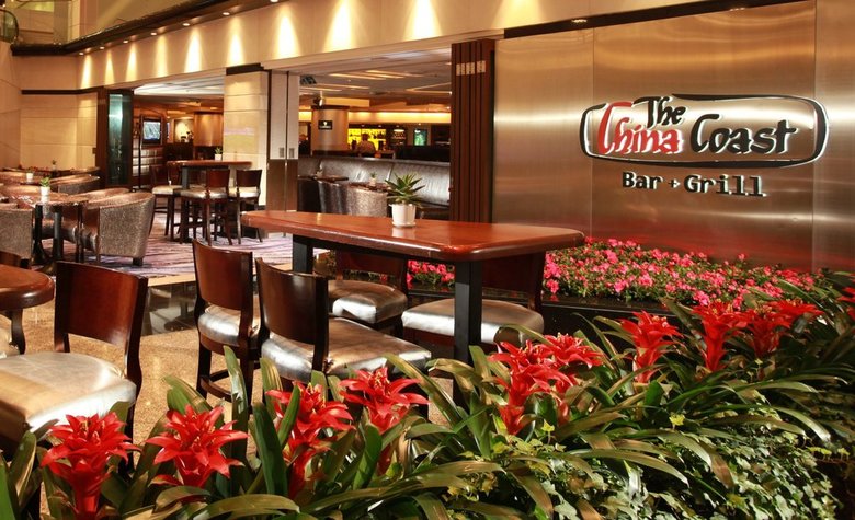 Hotel Regal Airport