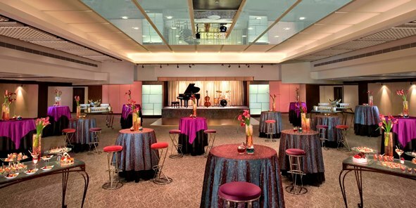 Regal Riverside Hotel