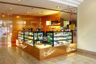 Regal Riverside Hotel