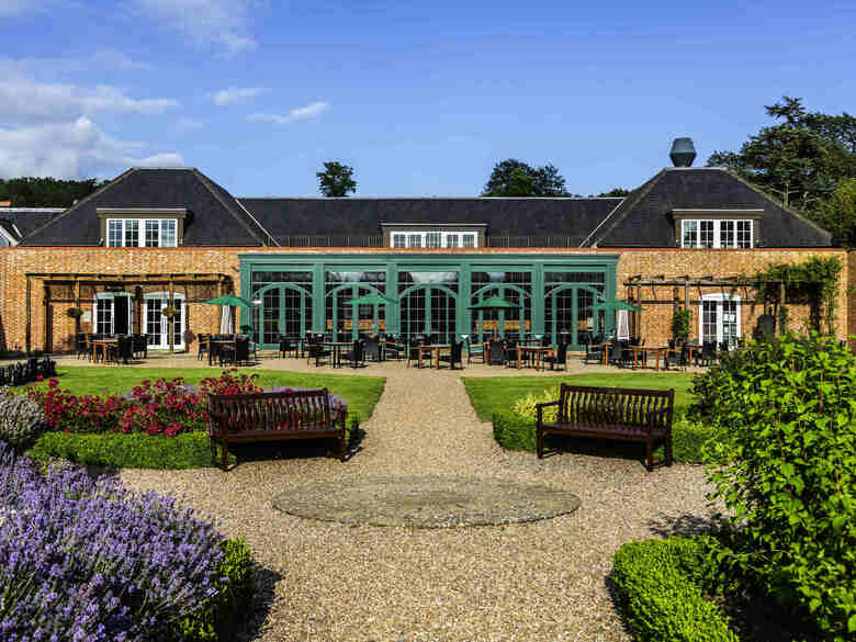 Hotel Walton Hall