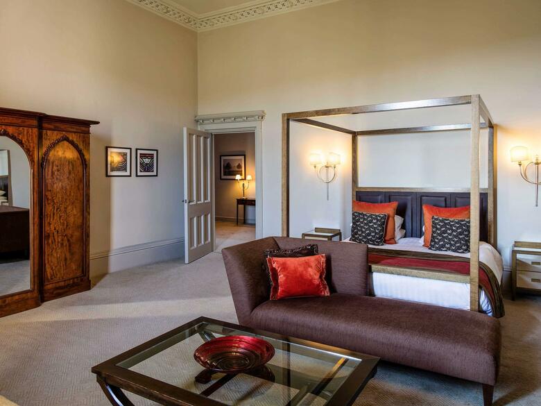 Hotel Walton Hall
