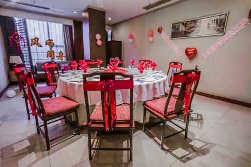 Linyi Blue Horizon International Hotel