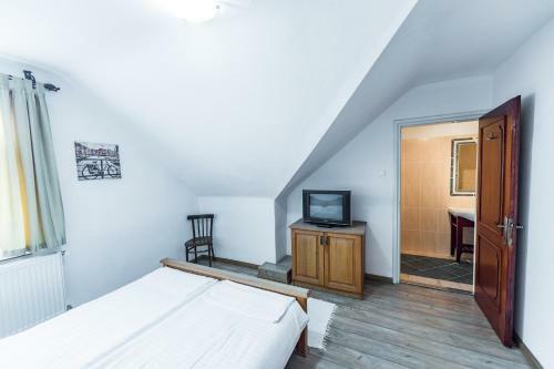 Hostal B�stya Panzi� �s �tterem