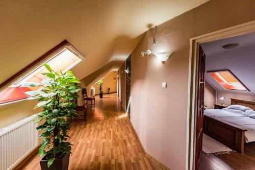 Hostal B�stya Panzi� �s �tterem