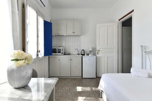 Agrabeli Studios & Apartments