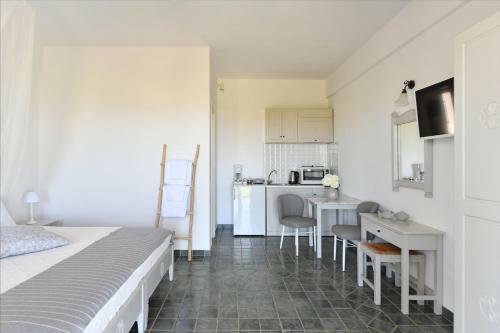 Agrabeli Studios & Apartments