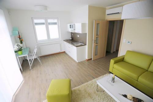 Aparthotel Black Bridge - Hotel Apartment