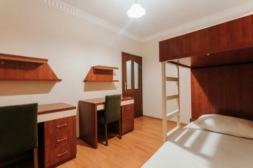 Nazli Apartments