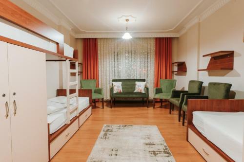 Nazli Apartments