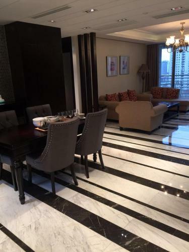 Ri Yue Guang Apartment
