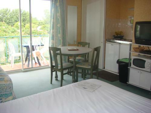 Hotel H�tel La Chaumi�re