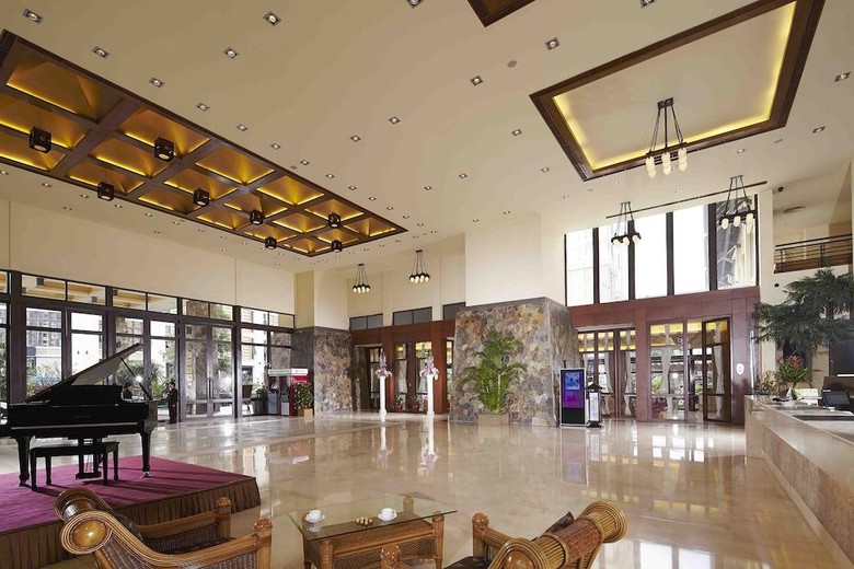 Legend International Hotel
