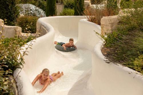 Camping Rcn Val De Cantobre
