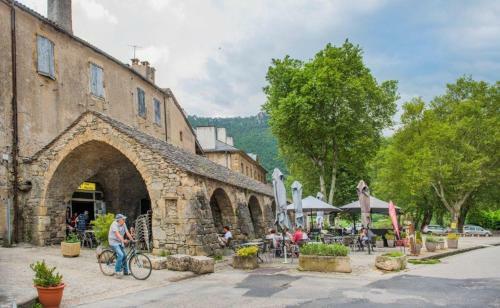 Camping Rcn Val De Cantobre