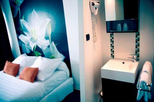 Dm Hotel