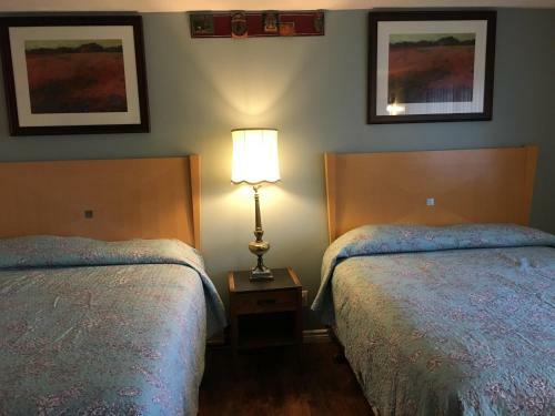 Sunparlor Motel