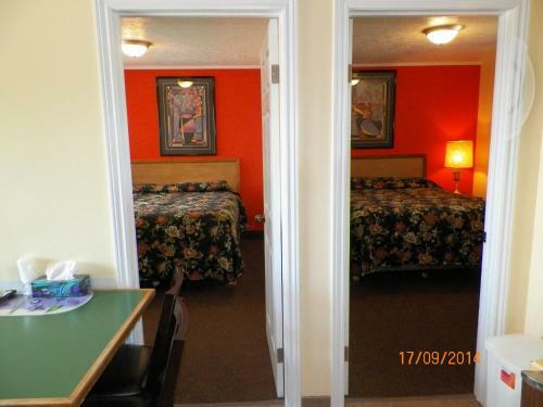 Sunparlor Motel