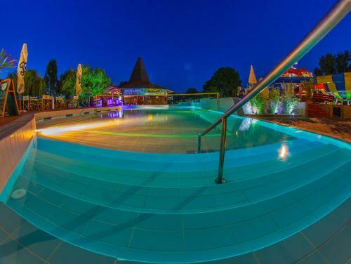 Hotel Term�lkrist�ly Aqualand