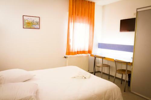 Hotel H�tel Centre Vall�e Bleue
