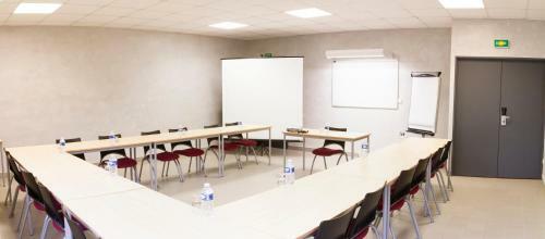 Hotel H�tel Centre Vall�e Bleue