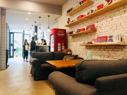 Yijia Youth Hostel