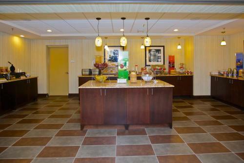 Hotel Hampton Inn And Suites Adairsville/calhoun Area