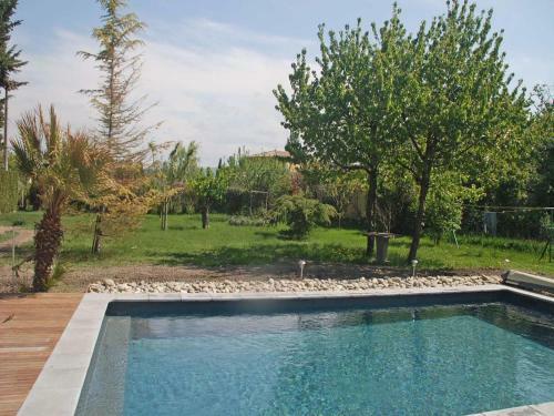 Holiday Home Entre Luberon Et Avignon Islesurla Sorgue