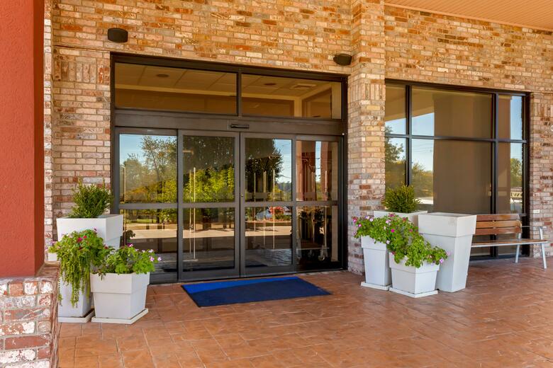 Holiday Inn Express Hotel & Suites Harrison