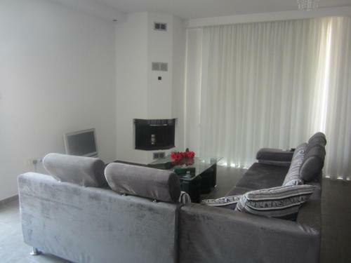 Marina Apartments 211