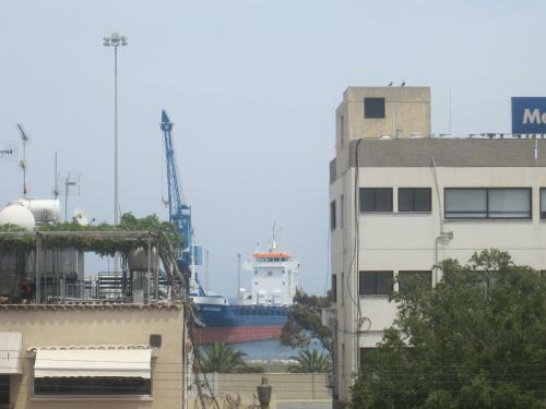Marina Apartments 211