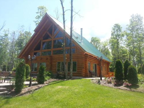 Chalets Et Spa Lac Saint-jean